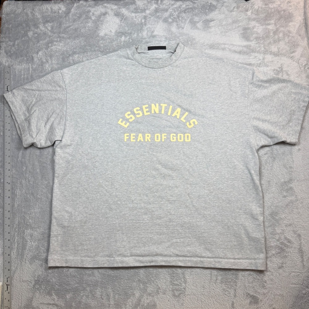 Fear of God Essentials Shirt Mens XL Gray Logo Streetwear Short Sleeve Heavy